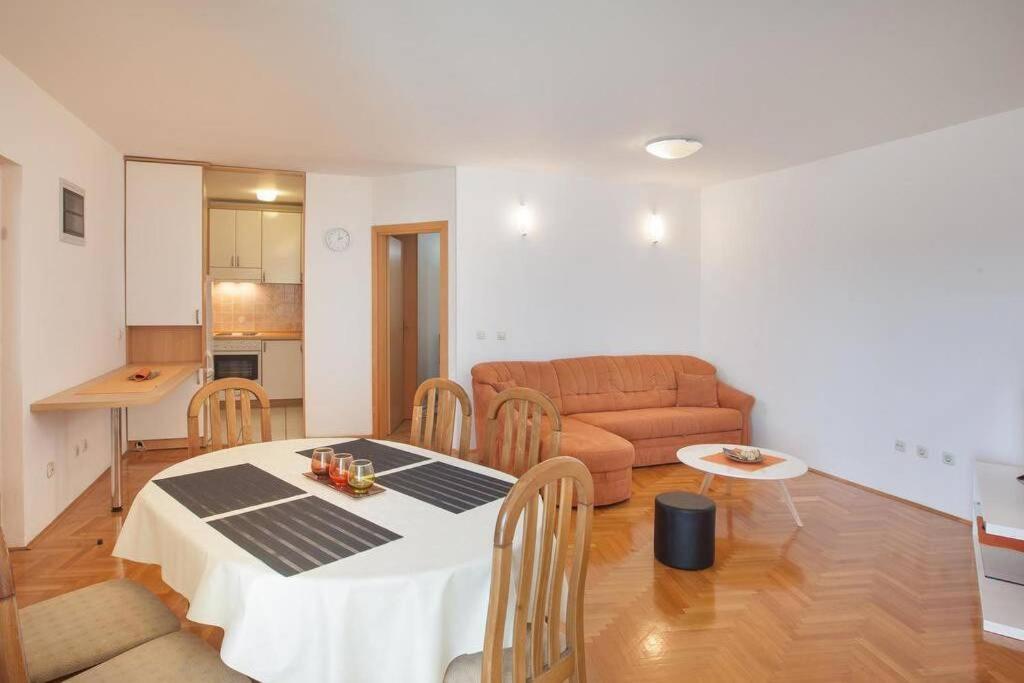 Apartment Matilda Makarska Zewnętrze zdjęcie